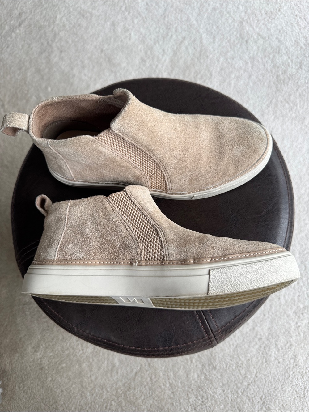 Toms Bryce Suede Slip-On Ankle Booties EUC SZ 7